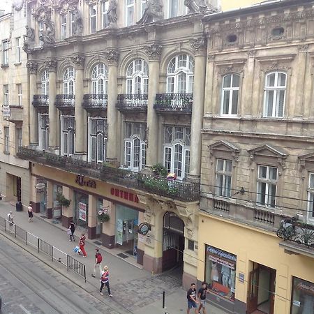 Apartments On Doroshenka 19 Λβιβ Εξωτερικό φωτογραφία